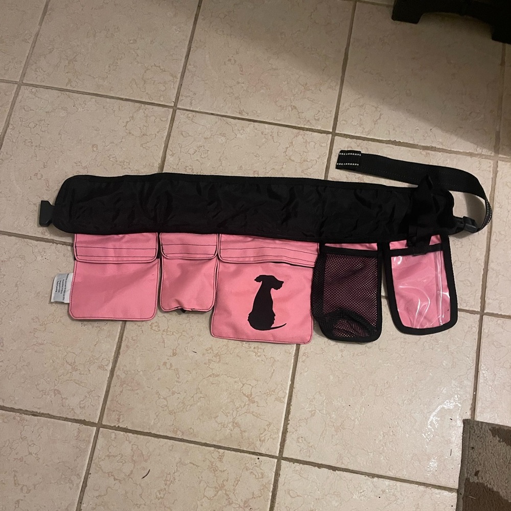 Dog pack belt with Velcro pockets , yellow collapsable water container with lock
